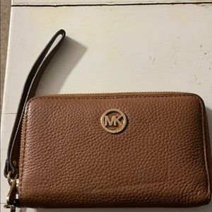 Michael Kors wallet/wristlet